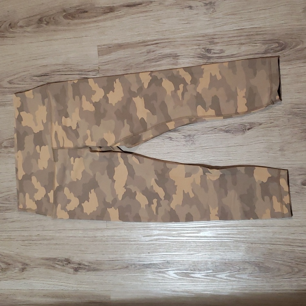 Lululemon Align High-Rise Crop 23" Heritage 365 Camo Beige Multi Size 10